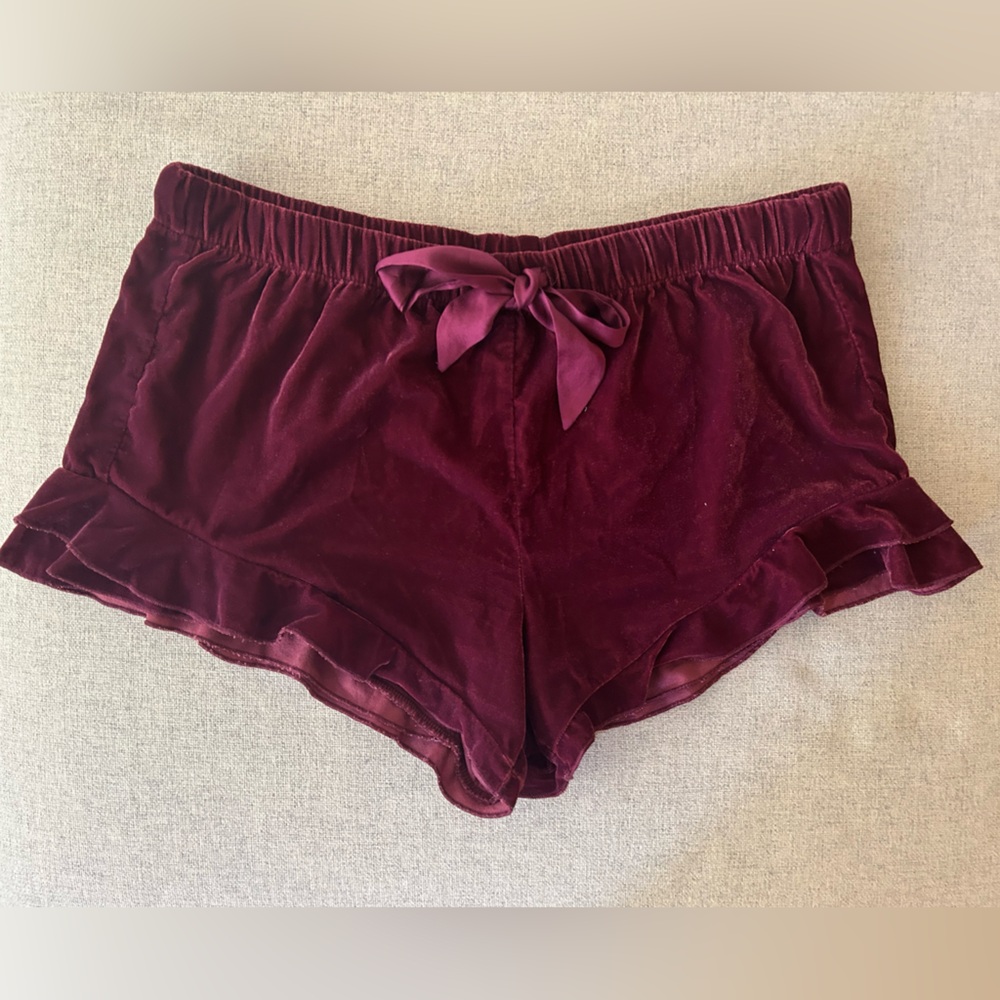 VS Velvet sleep shorts